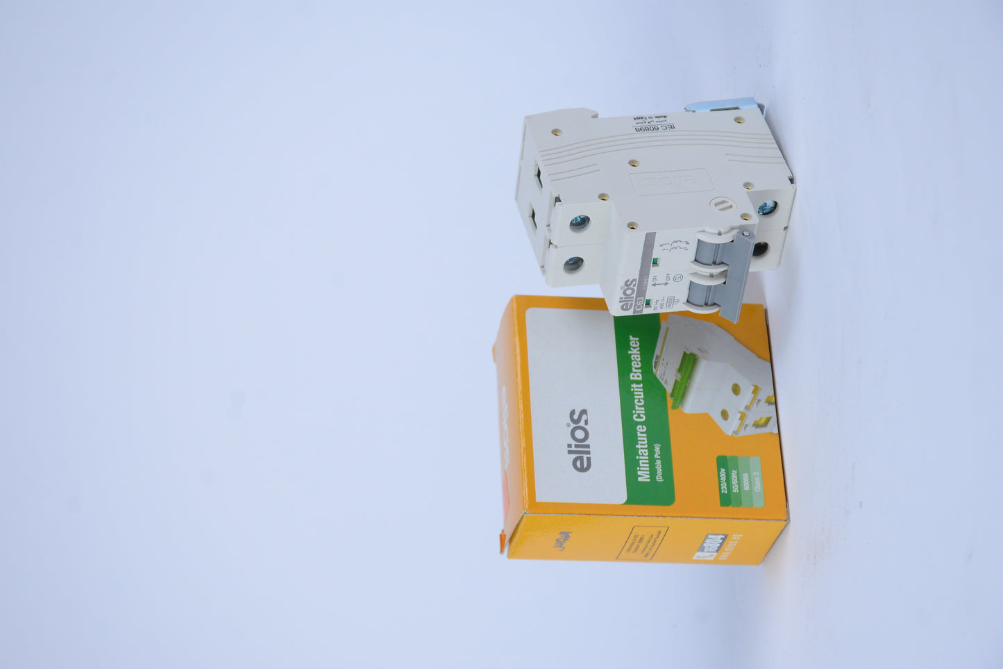 قاطع تيار 40 امبير ثنائي اليوس