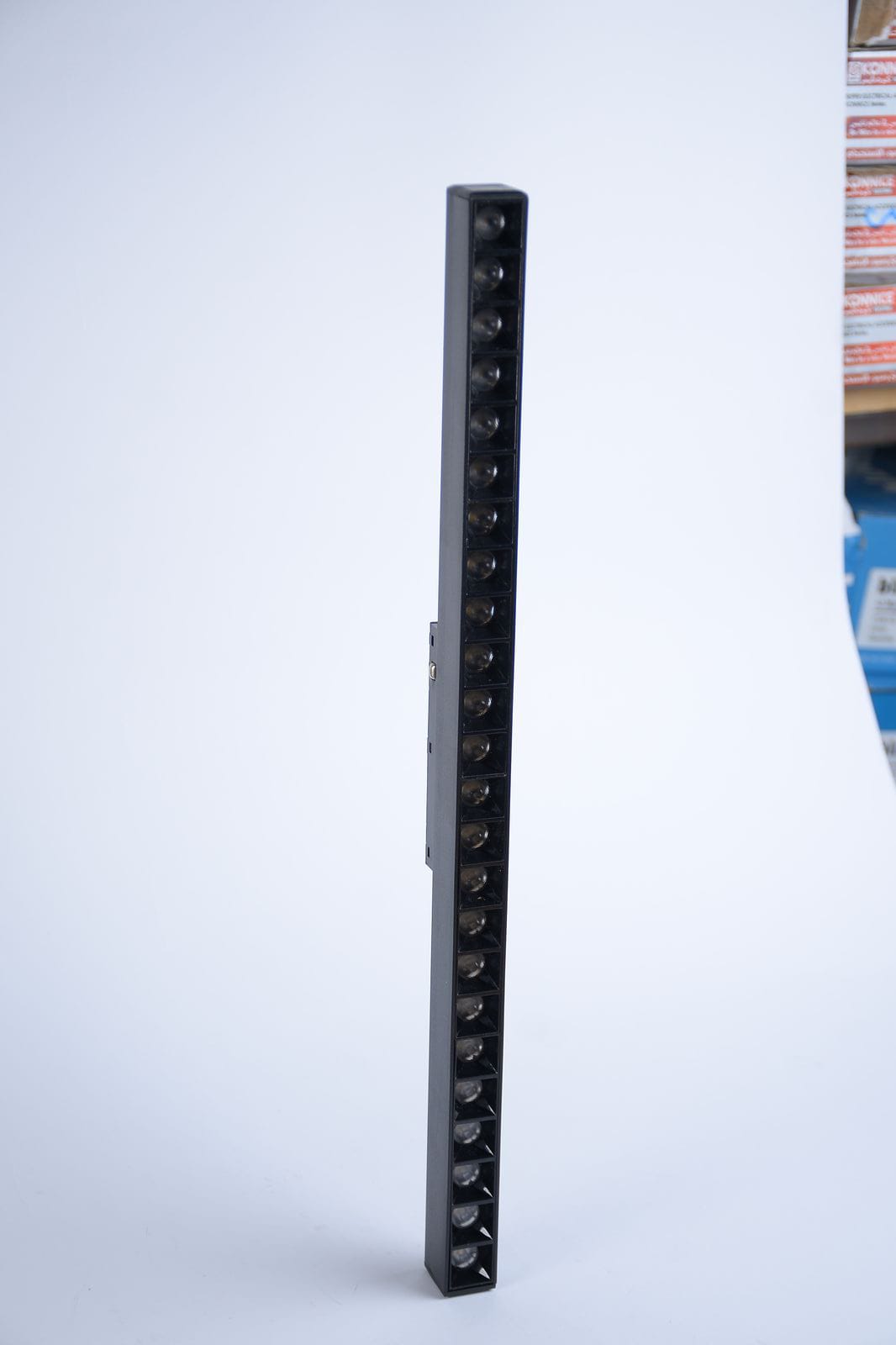 Spot Magnetic 3 Smart Motion