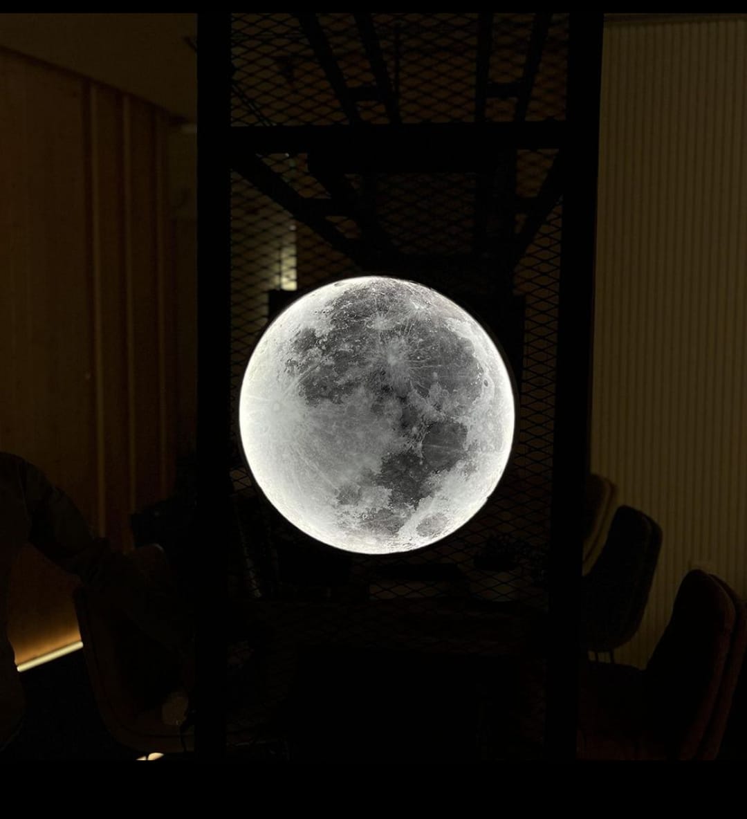 Decorative flashlight